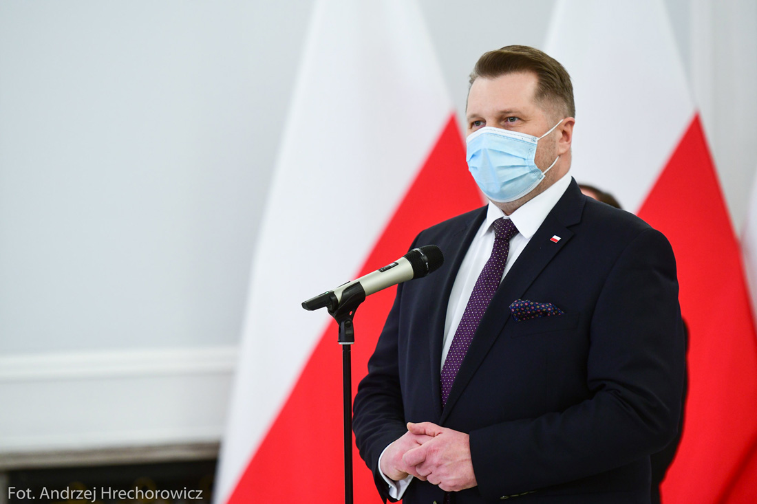 Piotr Gajdziński: Na prawo od rozsądku, czyli fiksacje władzy